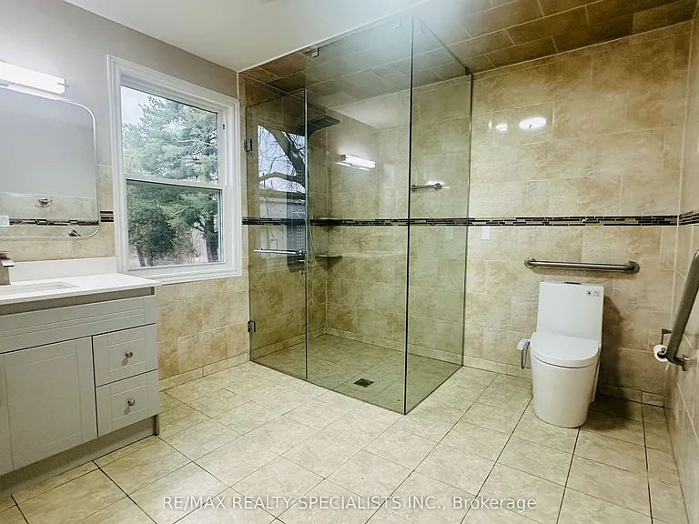 1722 Concession 2 Rd W — Photo 14