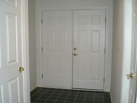 2nd image of 626 Bedford Lane