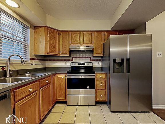 2nd image of 7749 Bayhill Dr