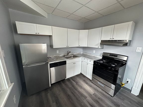 3rd image of 559 3rd St