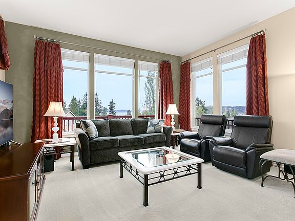 4th image of 2002 Grandview Dr W