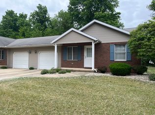 1362 W Leigh Dr, Warsaw, IN 46580