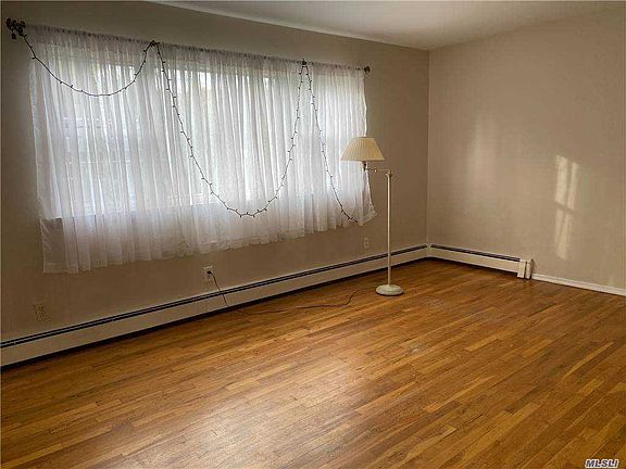 4th image of 3 Hazelwood Pl