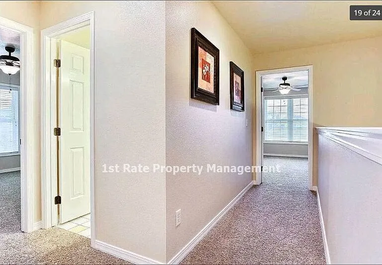 828 W Rollins St — Photo 11