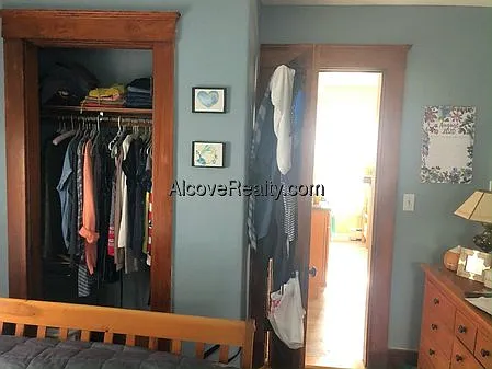 7 bed, 2.0 bath, $7,700 — Photo 4