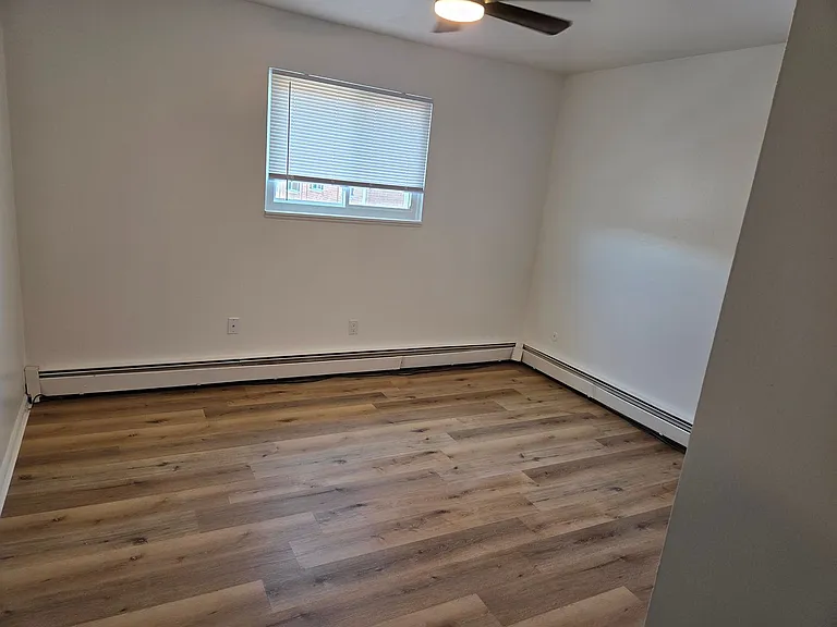 Sage Terrace Apartments — Photo 18