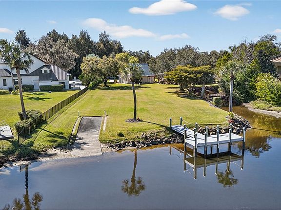 3rd image of 18110 N Olga Dr