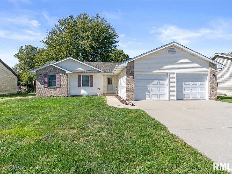 1st image of 4237 Clearwater Ln