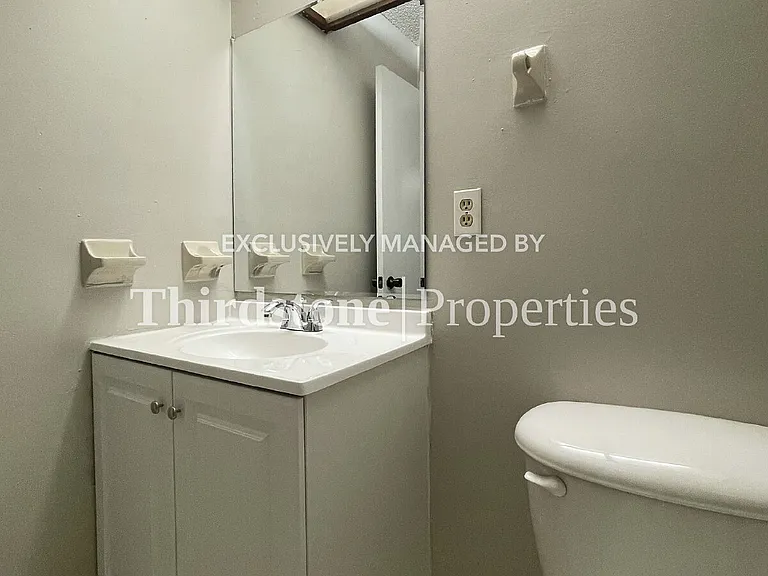 5143 Indian Lakes Ct #2 — Photo 12