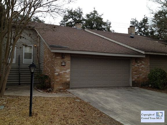 2nd image of 14 Oak Villa Rd #G-5