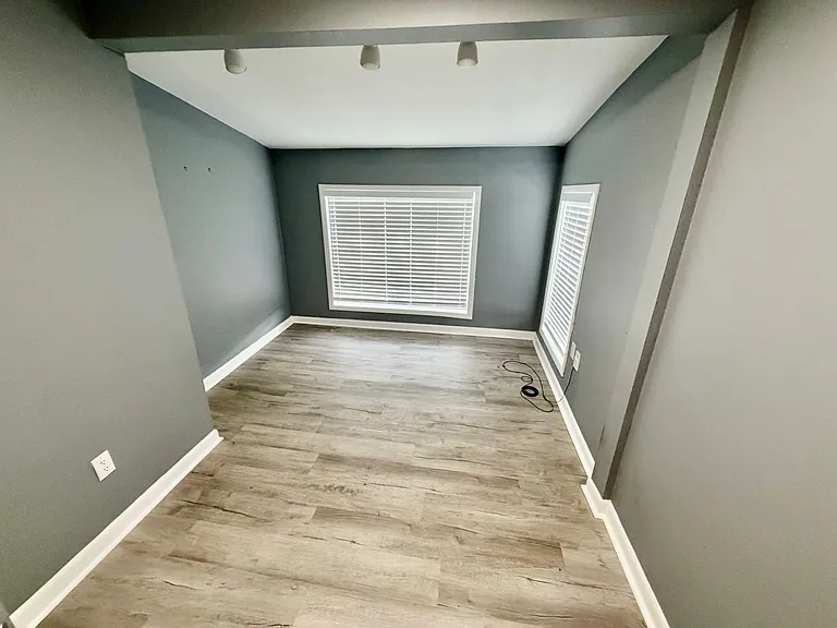 340 N Fletcher Ave — Photo 11