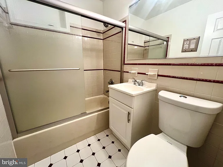 7208 Tyler Ave — Photo 10