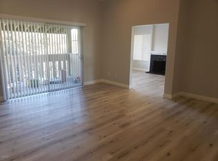221 Oak Leaf Dr #203, Thousand Oaks, CA 91360