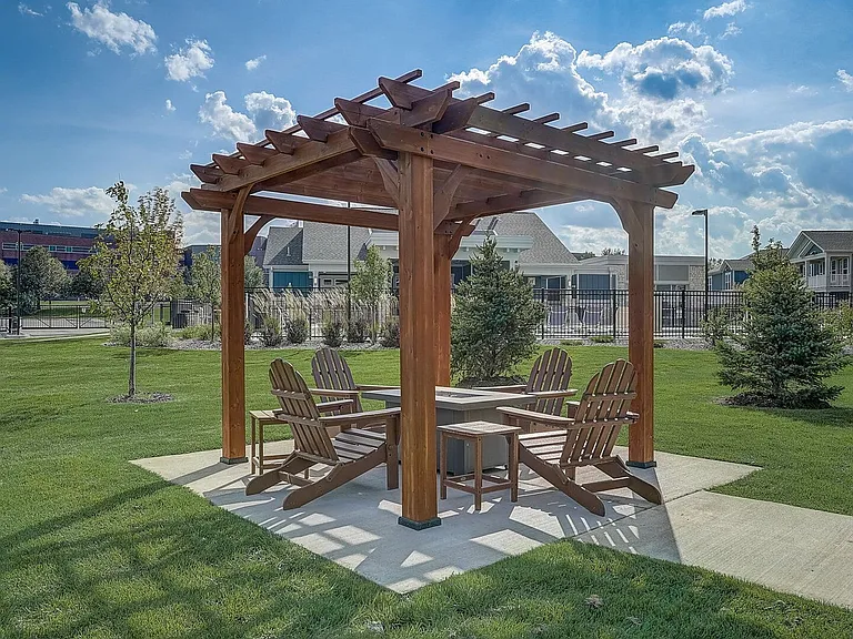 Springs at Willowbrooke — Photo 9