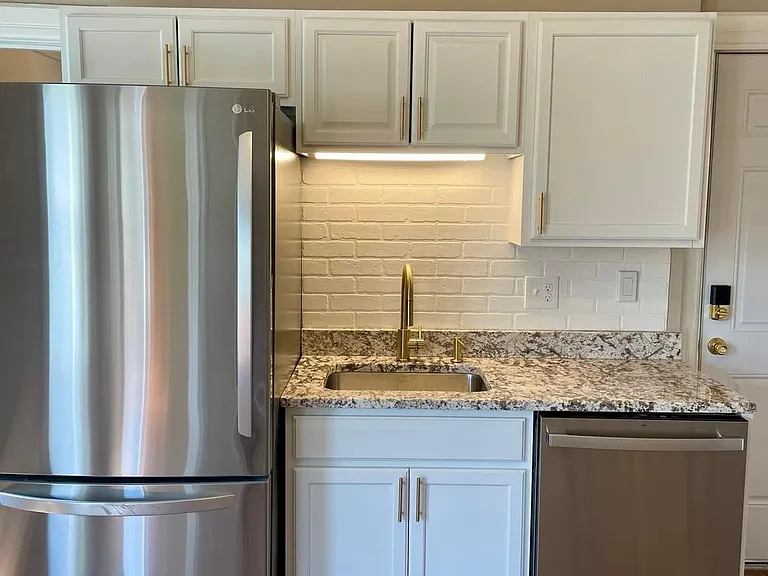 205 S Highland St #2 — Photo 8