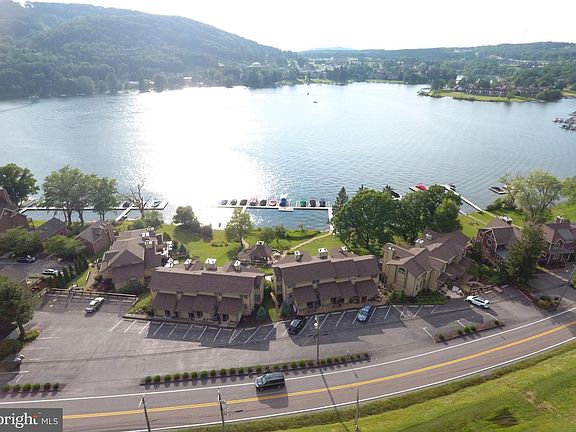 3rd image of 1601 Deep Creek Dr #14-A