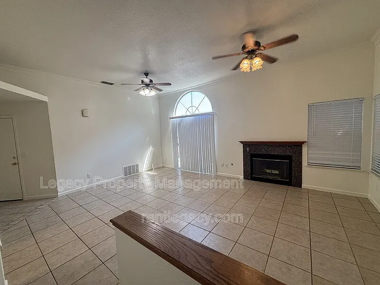 8559 Star Bright Ct — Photo 4