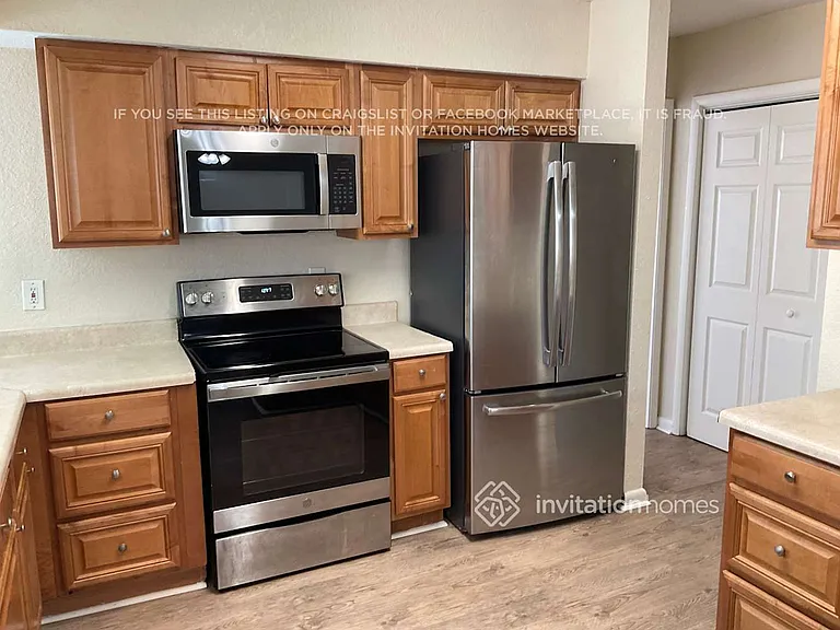 7438 Oakvista Cir — Photo 10