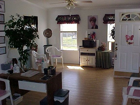 LOTS OF WORKING ROOM