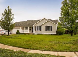1366 W 1500th Cir S, Syracuse, UT 84075