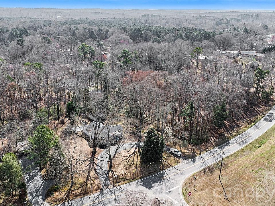 1st image of 622 Neelys Creek Rd