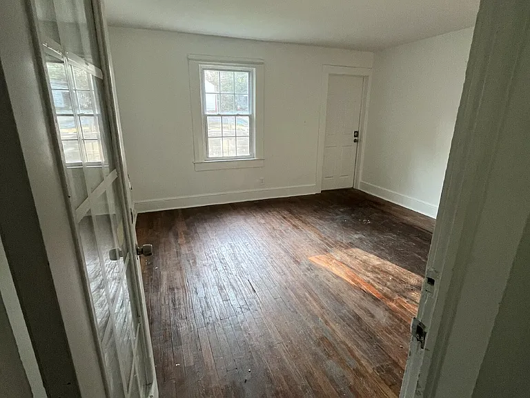922 Hackett St #A — Photo 3
