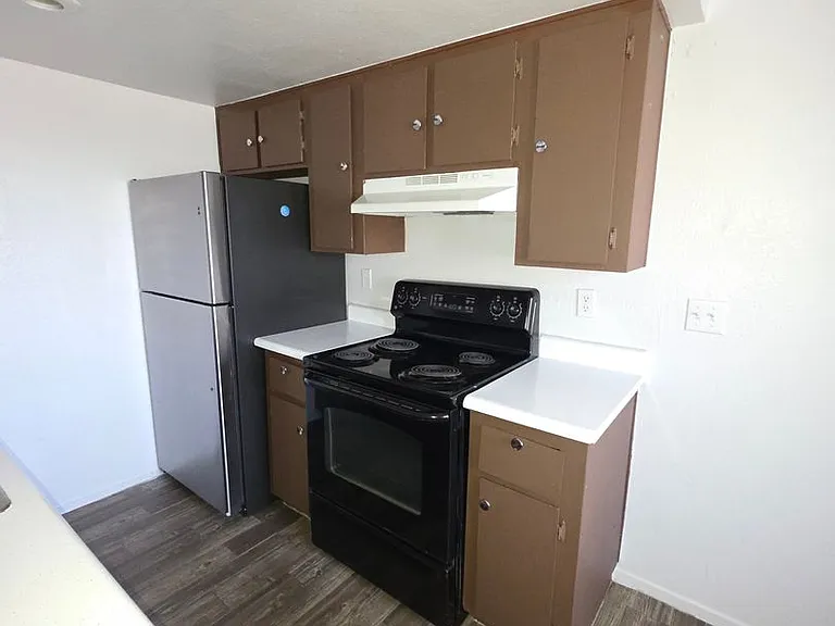 Canyon 35 Apartments — Photo 26