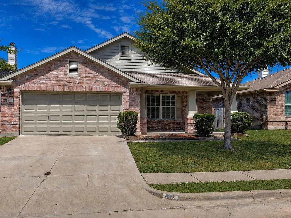 1st image of 2011 Zavala Dr
