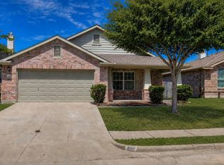 2011 Zavala Dr, Forney, TX 75126