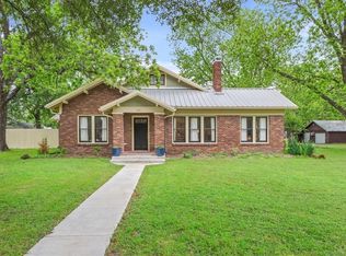 505 N Main St, Meridian, TX 76665