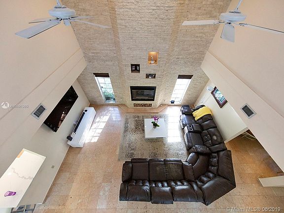 5th image of 650 Alcazar Ave #0