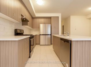 4 Finley Way, Markham, ON L3S 0E8