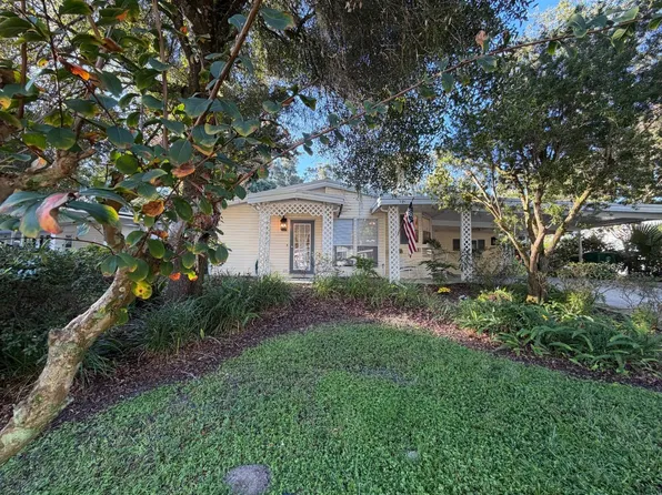 516 Nutmeg Cir, Deland, FL 32724