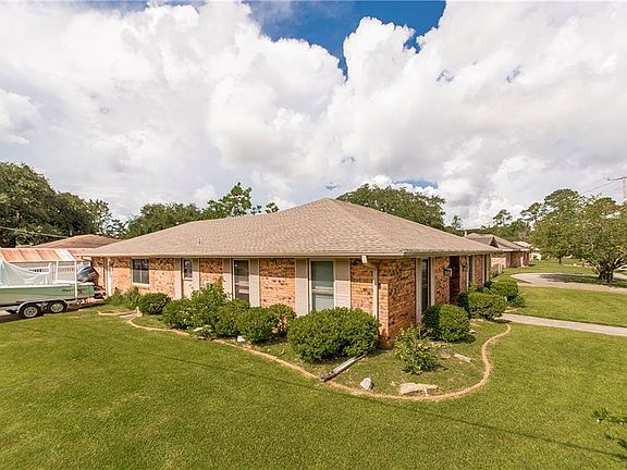 5th image of 204 Mire Court Dr