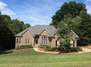 137 Mandarin Dr, Mooresville, NC 28117