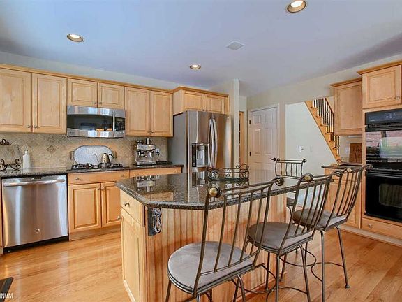 3rd image of 53563 Paul Wood Dr