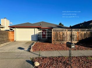 1918 Spinnaker Pl, Santa Rosa, CA 95403