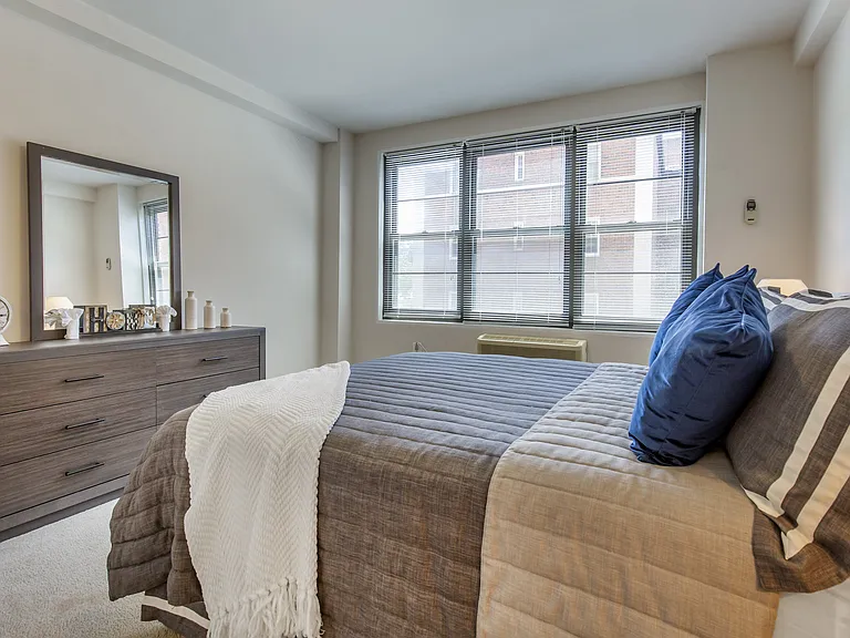 Broadview Apartments — Photo 20