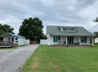 1838 W Laurel Rd, London, KY 40741