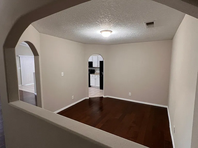 6432 Freemont Hills Loop NE — Photo 14