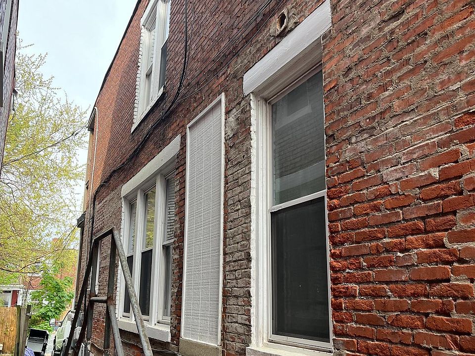 Building Photo 4