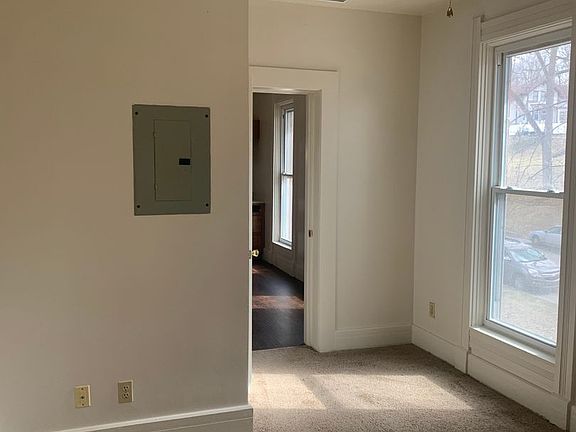 5th image of 406 Perrin Ave #5