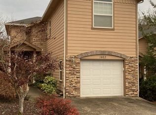 1463 NE Four Seasons Dr, Roseburg, OR 97470