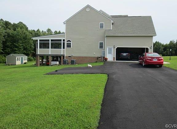 2nd image of 15121 Pleasant Grove Dr