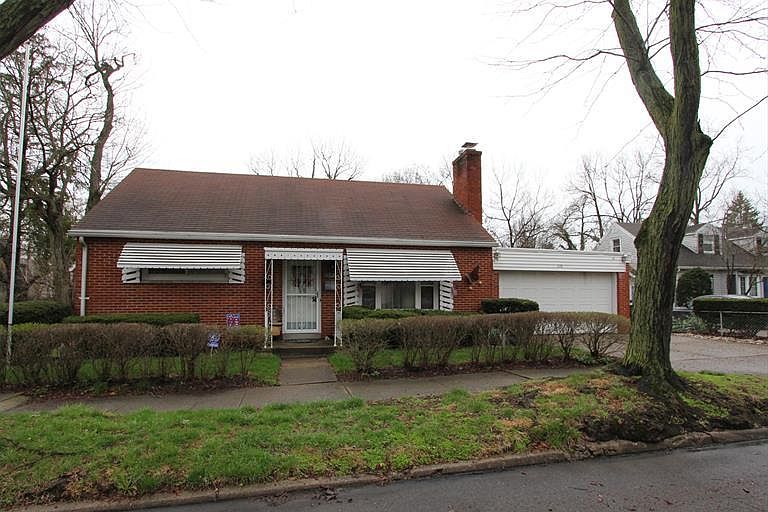 1st image of 170 Valleyview Dr