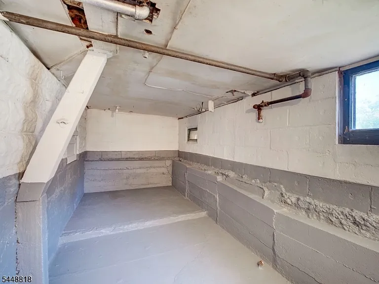 158 Lexington Ave — Photo 13