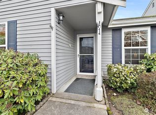 5928 S 238th Ct APT A1, Kent, WA 98032