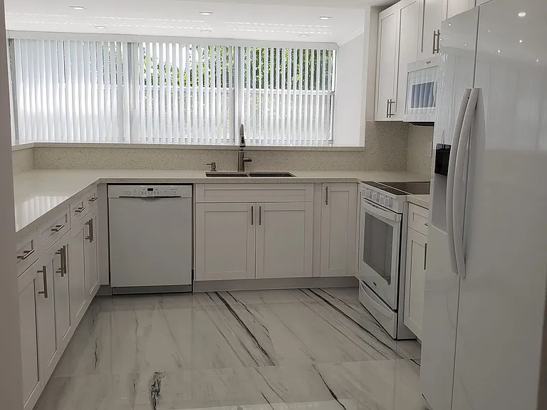 601 Three Islands Blvd #301 — Photo 3