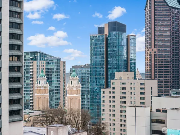 1017 Minor Avenue #901, Seattle, WA 98104