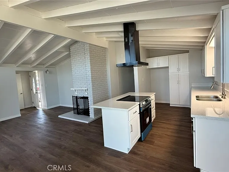 1002 E Walnut Ave — Photo 6